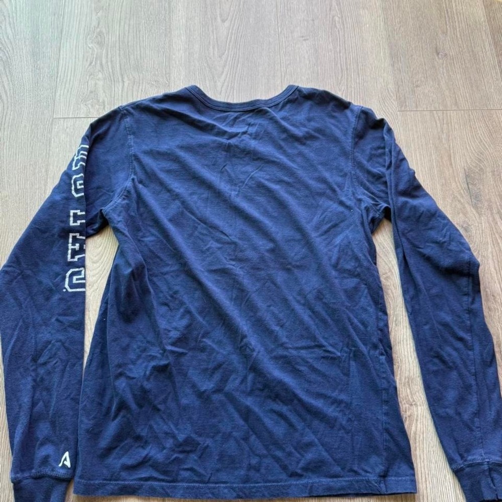 Georgetown University Long Sleeve Shirt Bulldogs Navy Graphic Tee Size M College - Picture 3 of 3